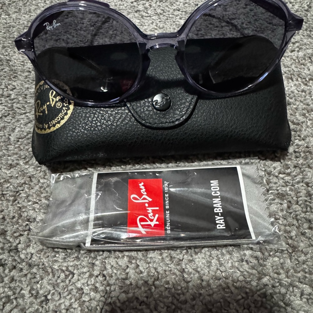 Ray-Ban Blue Sunglasses with Hexagonal Frame